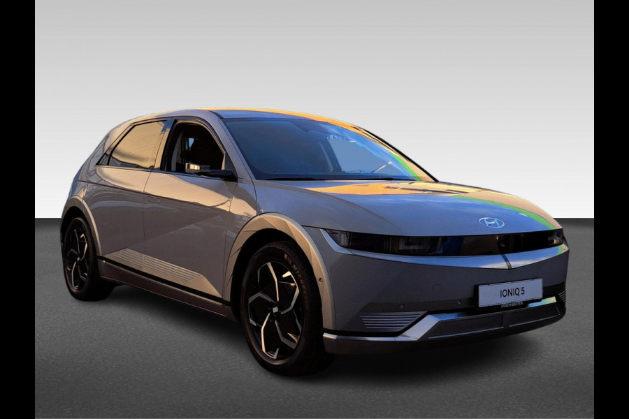 Hyundai IONIQ 5 77 kWh Lounge AWD | Digitale buitenspiegels | 19 inch | | 325PK | 1600KG trekgewicht | VAN €68.930 VOOR €51.137,-