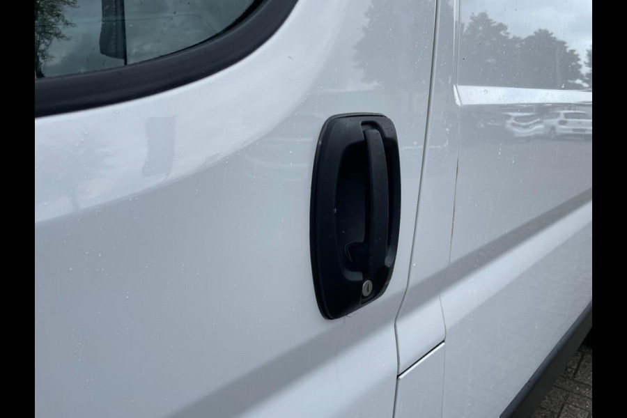 Fiat Ducato 30 2.3 MultiJet L2H2 AIRO CLIMA NAVI CRUISE CAMERA TREKHAAK NETTE BUS