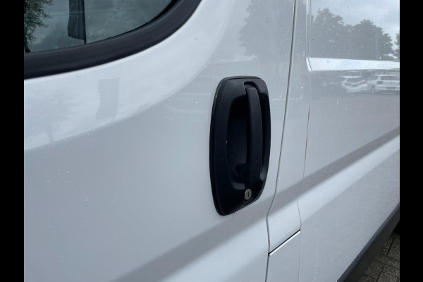 Fiat Ducato 30 2.3 MultiJet L2H2 AIRO CLIMA NAVI CRUISE CAMERA TREKHAAK NETTE BUS