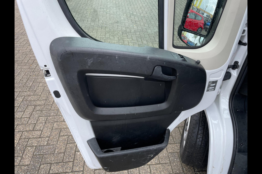 Fiat Ducato 30 2.3 MultiJet L2H2 AIRO CLIMA NAVI CRUISE CAMERA TREKHAAK NETTE BUS
