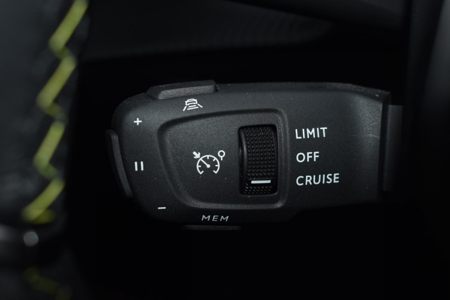 Peugeot 208 1.2 PureTech 100PK GT | LED | Navi | Camera | Incl. garantie