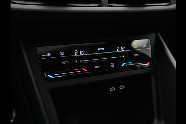 Volkswagen Taigo 1.0 TSI 110pk R-Line Panoramadak Navigatie via App Clima Pdc Lm Velgen 250