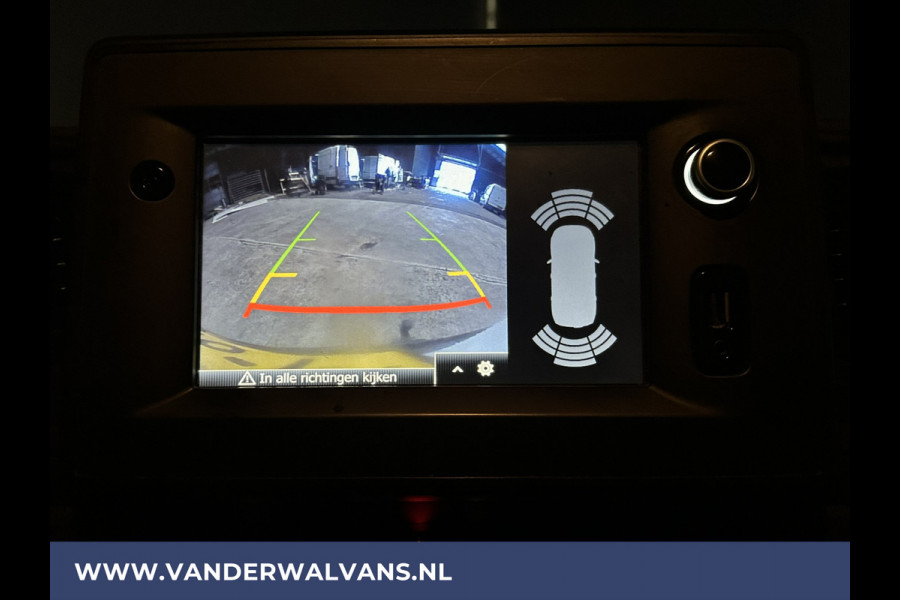 Renault Master 2.3 dCi 136pk L2H2 Euro6 Airco | Camera | Navigatie | Cruisecontrol | 2500kg Trekhaak | Bijrijdersbank,  Parkeersensoren
