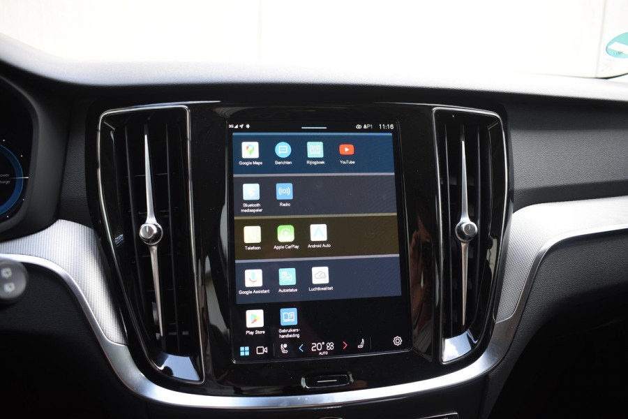 Volvo V60 T6 350PK Automaat AWD Plus Dark / Navigatie / Camera / Adaptieve Cruise Control / Elektrische Stoelen / Leder / LM Velgen /