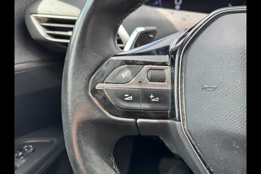 Peugeot 3008 1.2 PureTech Automaat Panorama 360 Camera Massage