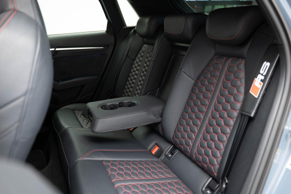 Audi RS3 Sportback 2.5 TFSI quattro |Pano|Massage|B&O|Carbon|