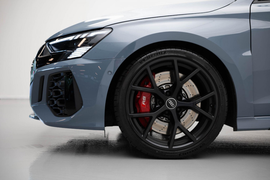 Audi RS3 Sportback 2.5 TFSI quattro |Pano|Massage|B&O|Carbon|