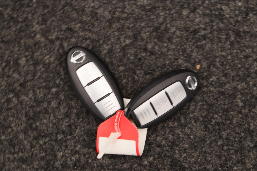 Nissan QASHQAI 1.2 N-Connecta Pano/dak Rondomzicht/Camera Navigatie Trekhaak