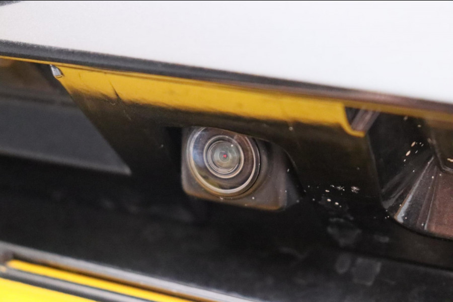 Nissan QASHQAI 1.2 N-Connecta Pano/dak Rondomzicht/Camera Navigatie Trekhaak