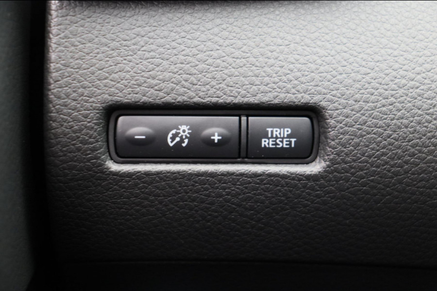 Nissan QASHQAI 1.2 N-Connecta Pano/dak Rondomzicht/Camera Navigatie Trekhaak