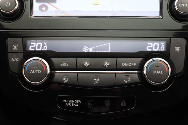 Nissan QASHQAI 1.2 N-Connecta Pano/dak Rondomzicht/Camera Navigatie Trekhaak