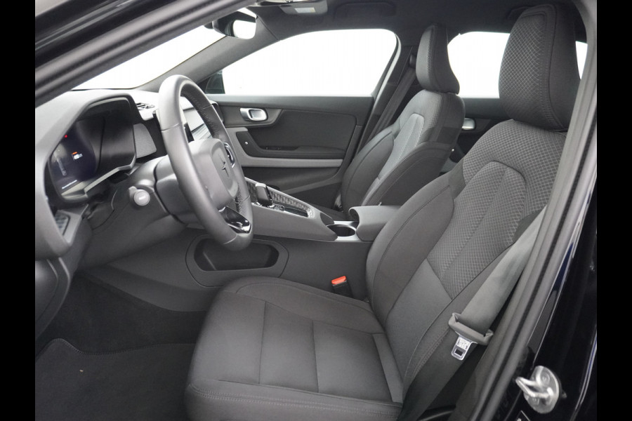 Polestar 2 Long Range 78 kWh Sleutelloos(Telefoon-sleutel) Adaptive-Cruise Carplay Android 360-Camera 19"LM Led-Pixel-Lamp WiFi PDC-a+v Par Phone-Connect.Stoel-Verwarmd 1500kg-trekvermogen OnePedal drive Licht+Zichtpakket 55.000 nieuw!! EBD RemAssist Virtual-Cockpit digiDash Uitparkeer waarschuwing Botswaarsc.syst. Autonoom-Rem Noodrem ESP TCS Hill-Assist Lane Assist Pre-Crash-Syst. Emergency-Call Keyless Ecc tot 150kw snell