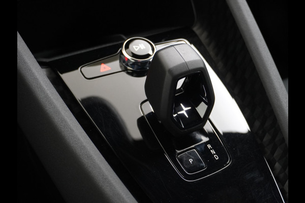 Polestar 2 Long Range 78 kWh Sleutelloos(Telefoon-sleutel) Adaptive-Cruise Carplay Android 360-Camera 19"LM Led-Pixel-Lamp WiFi PDC-a+v Par Phone-Connect.Stoel-Verwarmd 1500kg-trekvermogen OnePedal drive Licht+Zichtpakket 55.000 nieuw!! EBD RemAssist Virtual-Cockpit digiDash Uitparkeer waarschuwing Botswaarsc.syst. Autonoom-Rem Noodrem ESP TCS Hill-Assist Lane Assist Pre-Crash-Syst. Emergency-Call Keyless Ecc tot 150kw snell
