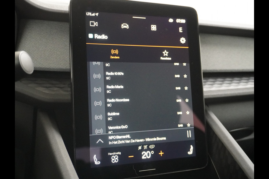 Polestar 2 Long Range 78 kWh Sleutelloos(Telefoon-sleutel) Adaptive-Cruise Carplay Android 360-Camera 19"LM Led-Pixel-Lamp WiFi PDC-a+v Par Phone-Connect.Stoel-Verwarmd 1500kg-trekvermogen OnePedal drive Licht+Zichtpakket 55.000 nieuw!! EBD RemAssist Virtual-Cockpit digiDash Uitparkeer waarschuwing Botswaarsc.syst. Autonoom-Rem Noodrem ESP TCS Hill-Assist Lane Assist Pre-Crash-Syst. Emergency-Call Keyless Ecc tot 150kw snell