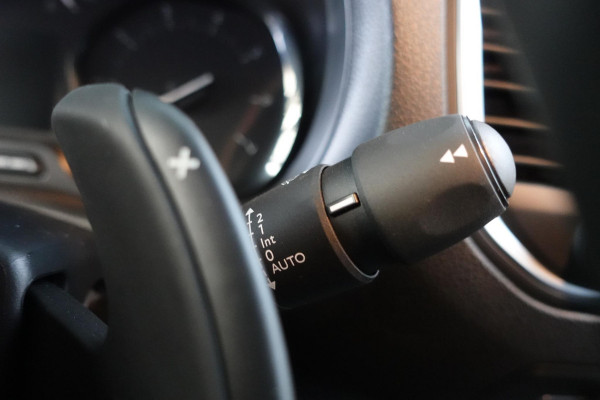Opel Vivaro 2.0 BlueHDi 145PK L3 Automaat Airco Bluetooth Cruise Control Navigatie Trekhaak