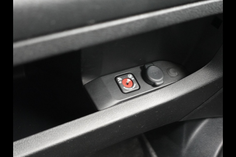 Opel Vivaro 2.0 BlueHDi 145PK L3 Automaat Airco Bluetooth Cruise Control Navigatie Trekhaak