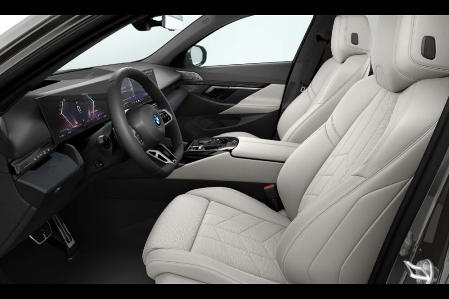 BMW i5 xDrive40 M-Sport - Onderstel Prof - Trekhaak - Bowers & Wilkins - Driving Ass Prof