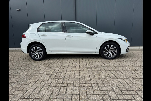 Volkswagen Golf 1.4 eHybrid * Visueel Cockpit * Cruise * Rijstrooksensor * AppleCarPlay *