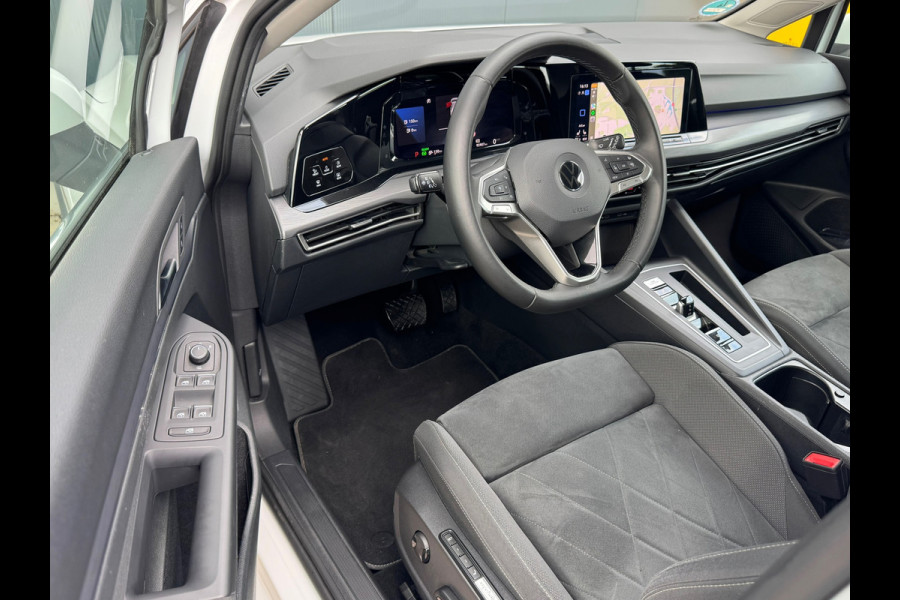 Volkswagen Golf 1.4 eHybrid * Visueel Cockpit * Cruise * Rijstrooksensor * AppleCarPlay *