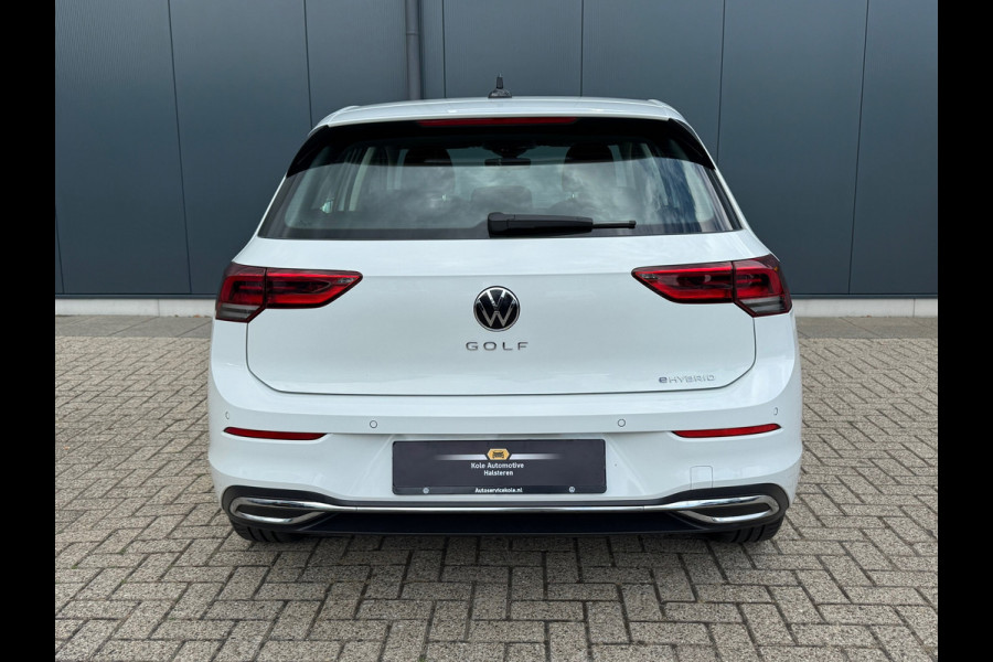 Volkswagen Golf 1.4 eHybrid * Visueel Cockpit * Cruise * Rijstrooksensor * AppleCarPlay *