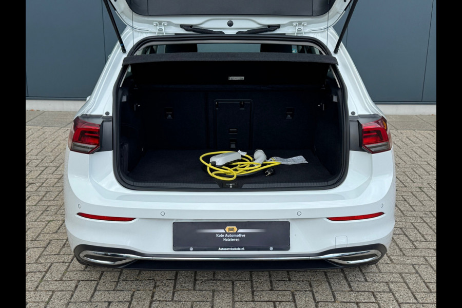 Volkswagen Golf 1.4 eHybrid * Visueel Cockpit * Cruise * Rijstrooksensor * AppleCarPlay *