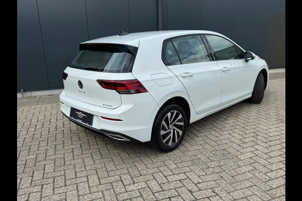 Volkswagen Golf 1.4 eHybrid * Visueel Cockpit * Cruise * Rijstrooksensor * AppleCarPlay *