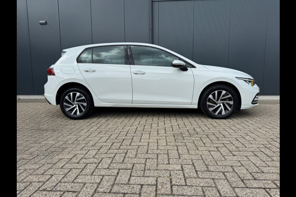 Volkswagen Golf 1.4 eHybrid * Visueel Cockpit * Cruise * Rijstrooksensor * AppleCarPlay *