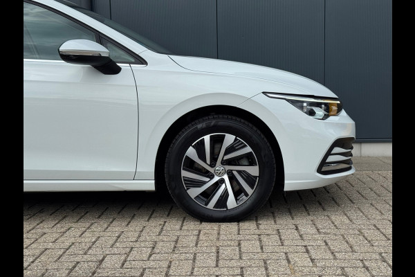 Volkswagen Golf 1.4 eHybrid * Visueel Cockpit * Cruise * Rijstrooksensor * AppleCarPlay *