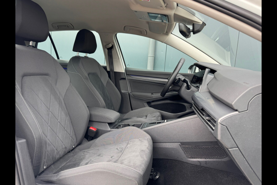 Volkswagen Golf 1.4 eHybrid * Visueel Cockpit * Cruise * Rijstrooksensor * AppleCarPlay *