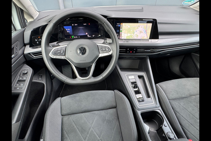 Volkswagen Golf 1.4 eHybrid * Visueel Cockpit * Cruise * Rijstrooksensor * AppleCarPlay *