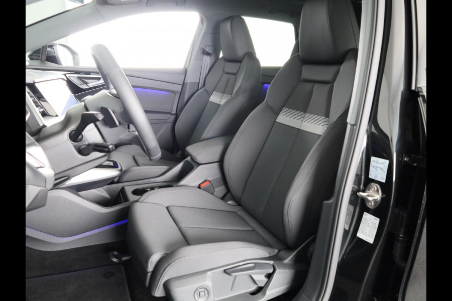 Audi Q4 e-tron 45 quattro Advanced edition 82 kWh 286pk | Panoramadak | 20 inch lichtmetalen velgen | Parkeercamera | Adaptieve cruise controle