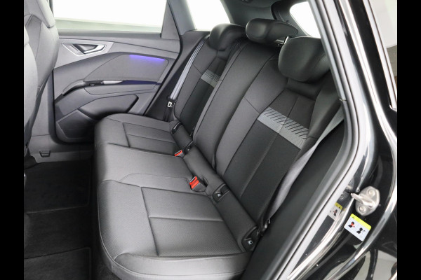 Audi Q4 e-tron 45 quattro Advanced edition 82 kWh 286pk | Panoramadak | 20 inch lichtmetalen velgen | Parkeercamera | Adaptieve cruise controle