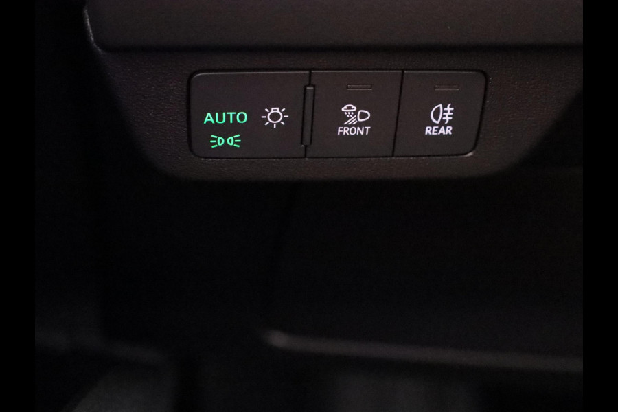 Audi Q4 e-tron 45 quattro Advanced edition 82 kWh 286pk | Panoramadak | 20 inch lichtmetalen velgen | Parkeercamera | Adaptieve cruise controle
