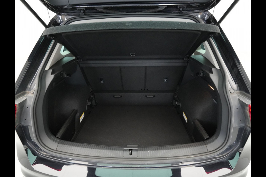 Volkswagen Tiguan 1.5 TSI 130pk R-Line Navi via App Led Pdc Virtual Cockpit 233