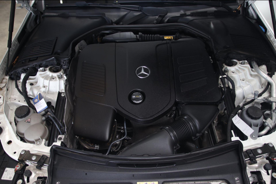 Mercedes-Benz C-Klasse 200 AMG PANO-CAMERA-SFEER-CARPLAY