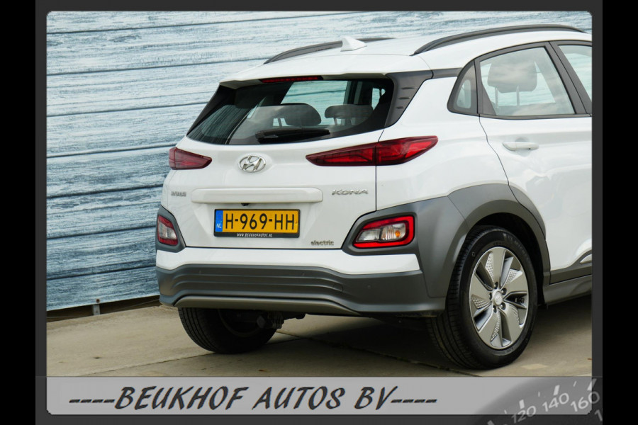 Hyundai Kona EV Comfort 64 kWh Navigatie Cruise