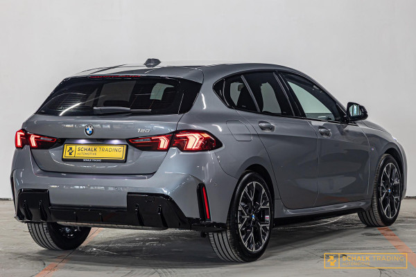 BMW 1-serie 120 M-Sport Design Edition|Sportstoelen|Camera