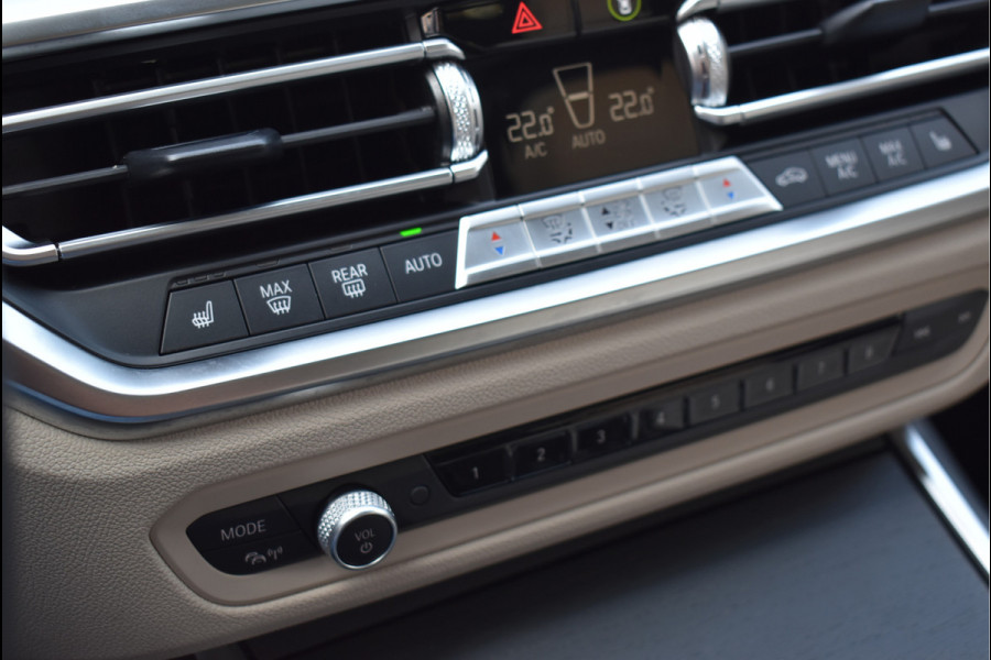 BMW 3 Serie Touring 330e xDrive M-Sport 292 Pk Pano Memory Head-Up Laser Vol Leder 19 Inch