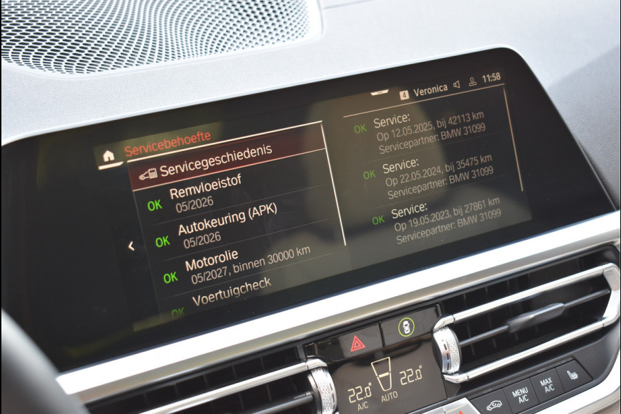 BMW 3 Serie Touring 330e xDrive M-Sport 292 Pk Pano Memory Head-Up Laser Vol Leder 19 Inch