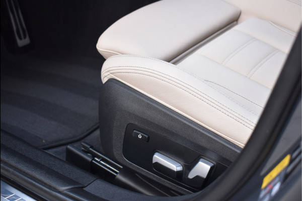 BMW 3 Serie Touring 330e xDrive M-Sport 292 Pk Pano Memory Head-Up Laser Vol Leder 19 Inch