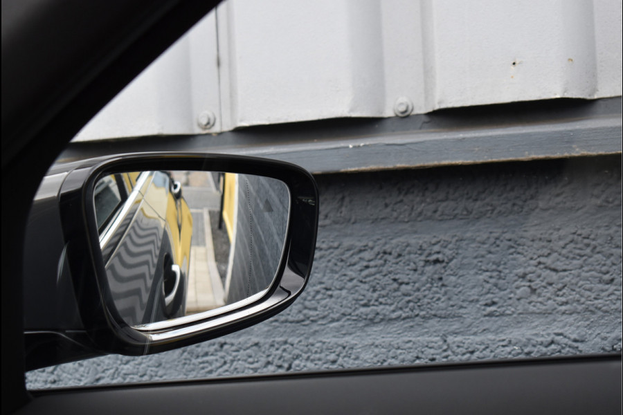 BMW 3 Serie Touring 330e xDrive M-Sport 292 Pk Pano Memory Head-Up Laser Vol Leder 19 Inch