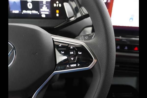 Volkswagen ID.4 170PK 52kWh Pure Cruise control adaptief Apple Carplay/Android Auto Navi Ecc Pdc Head-Up Display DAB Keyless Led Koplampen Lmv W Multimedia Pakket Plus Dynamische besturing Geluidsisolerend glas Connected services Draadloze telefoonlader Verkeersbord detectie Nieuwprijs € 40.405,-