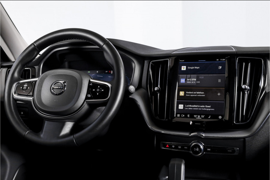 Volvo XC60 2.0 T6 Plug-in hybrid AWD Plus Dark | S/K-Panodak | Dig. Cockpit | Adapt. Cruise | Memory Stoelen | Elek. Klep | Stoel-+stuurverw. | 360 Camera | Harman/Kardon | NAV+App. Connect | LM 19" | 9452