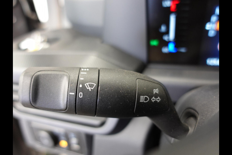 Ford Transit Custom 300 2.0 TDCI L2H1 Trend BPM VRIJ! Automaat Airco Navi Cruise