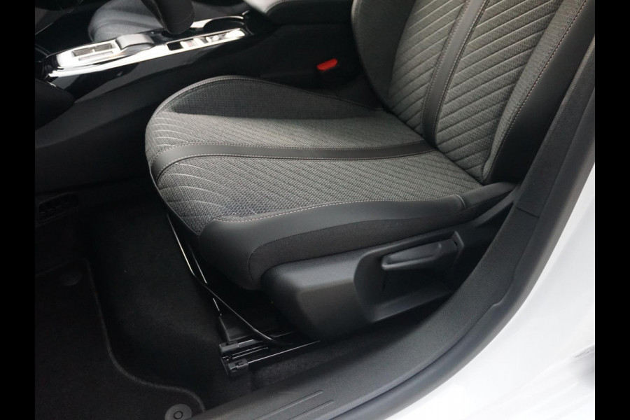 Peugeot 208 1.2 Hybrid 110 e-DCS6 Allure