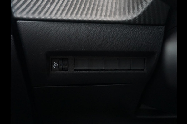 Peugeot 208 1.2 Hybrid 110 e-DCS6 Allure