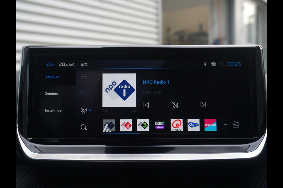 Peugeot 208 1.2 Hybrid 110 e-DCS6 Allure