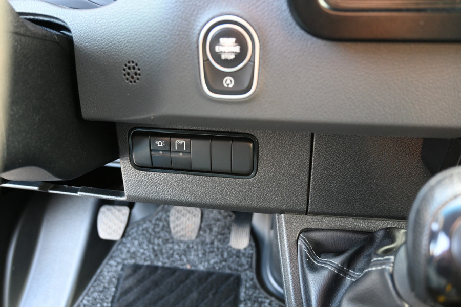 Mercedes-Benz Sprinter 316 CDI Dubbele cabine open laadbak 3500kg trekhaak, Standkachel, MBUX