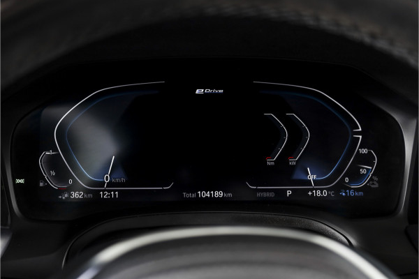 BMW 3 Serie Touring 330e 292 PK xDrive High Executive M-Sport - Automaat | Dig. Cockpit | Cruise | Stoelverw. | PDC | 360 Camera | NAV + App. Connect | ECC | Elek. Klep | DAB | LM 18" | 8487