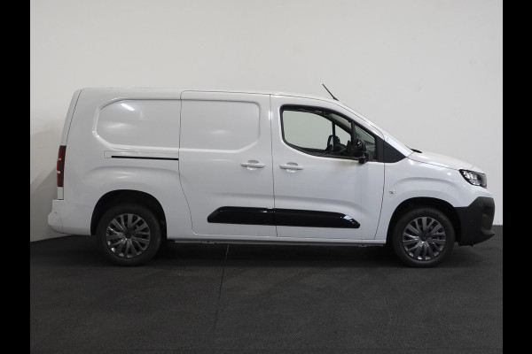 Peugeot Partner 1.5 BlueHDi 130PK Automaat L2 BPM VRIJ! Peugeot Partner 1.5 BlueHDi 130 EAT8 S&S L2
